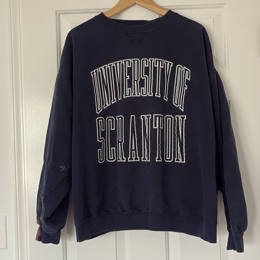 VTG University of Scranton - The Office distressed sweatshirt men women unisex